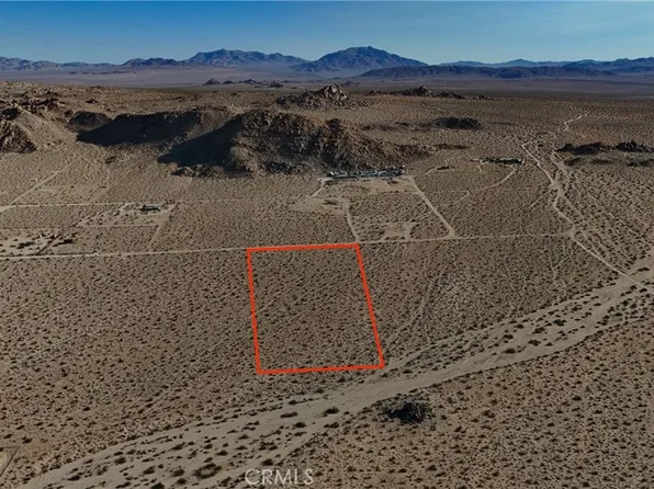 764 Rabbit Springs Rd, Lucerne Valley, CA 92356