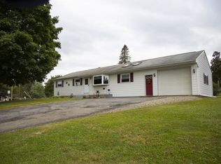 422 Payne Rd, Endicott, NY 13760