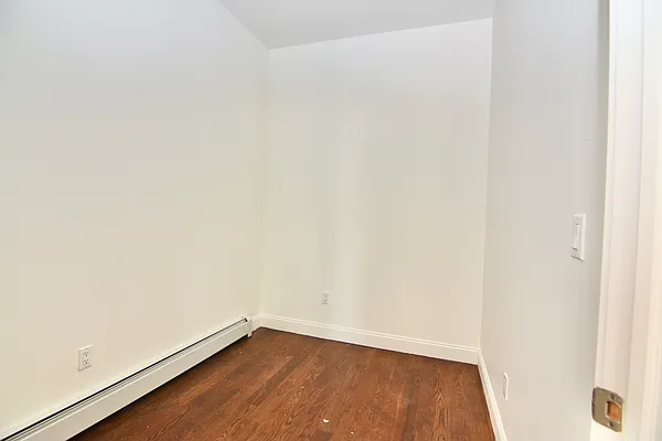 Rented by Bohemia Realty Group | media 6