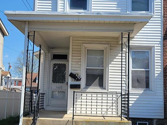 2nd image of 7323 Lawndale Ave