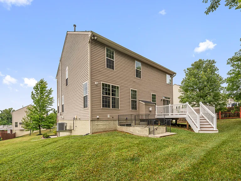 406 Bricker Dr — Photo 38