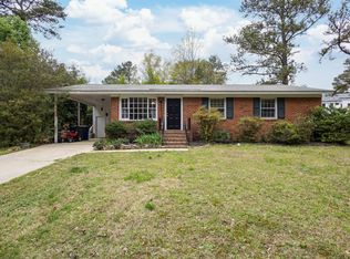 100 Oleander Rd, Carrboro, NC 27510