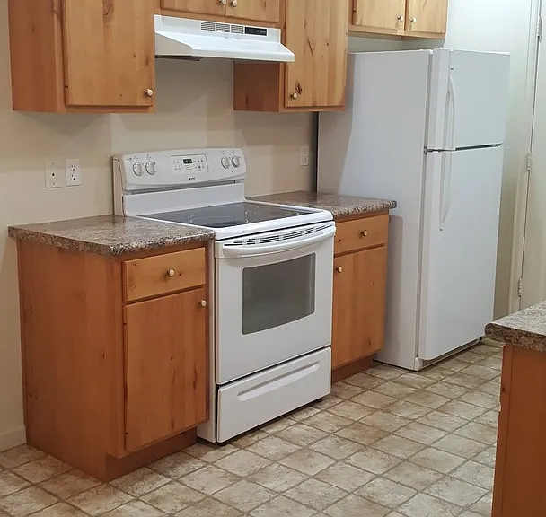 925 Meadows Ave #A — Photo 6