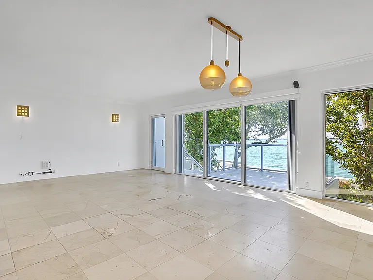 1541 Brickell Ave #105 — Photo 14