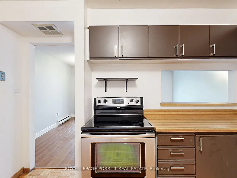 3835 Lake Shore Blvd W #104 — Photo 22