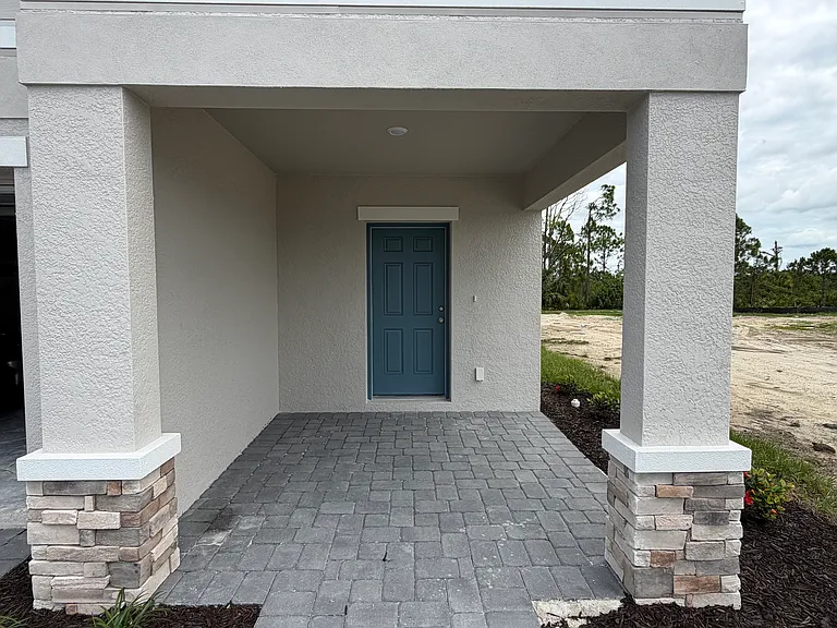 6511 Equinox Ln N — Photo 2