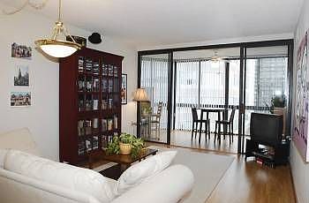 2nd image of 1001 N Randolph St APT 620