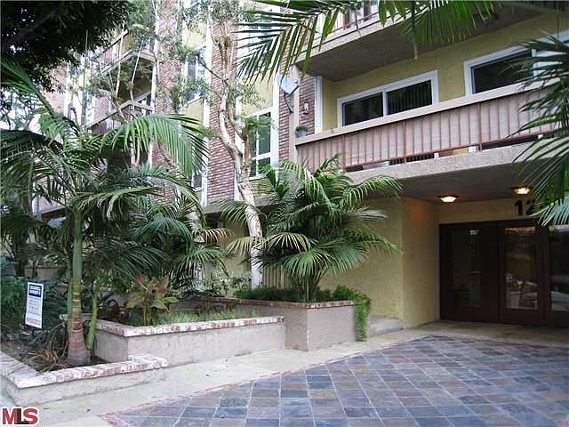1st image of 1242 S Barrington Ave APT 211