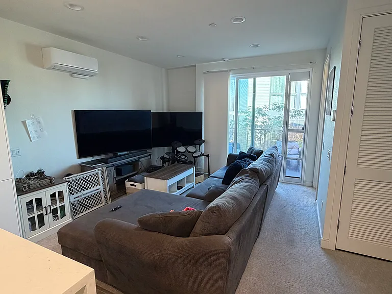 8264 High St — Photo 5