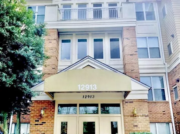 12913 Alton Sq, Herndon, VA