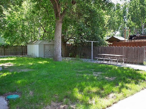 3rd image of 307 Garden Ave