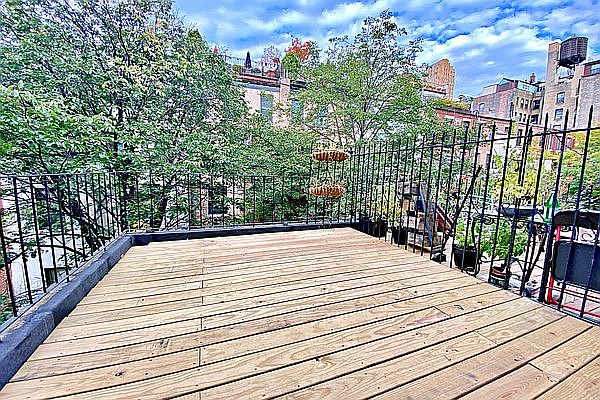 1st image of 51 W 69th St APT 4D