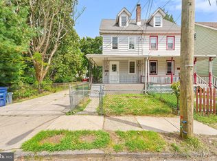 51 White St, Mount Holly, NJ 08060