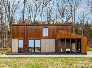 346 Cold Spg, Hudson, NY 12534