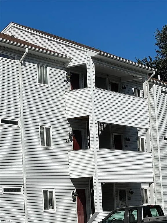 1 bed, 1.0 bath, 810 sqft, $1,400 — Photo 3