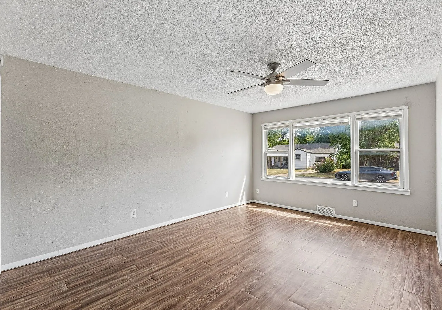 4405 SE 20th St — Photo 4