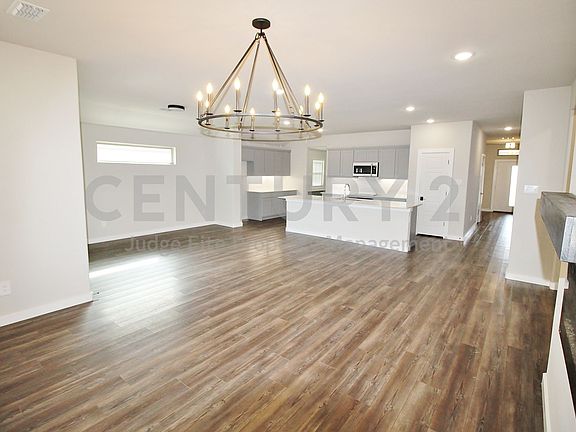 4th image of 139 Lost Maples Way