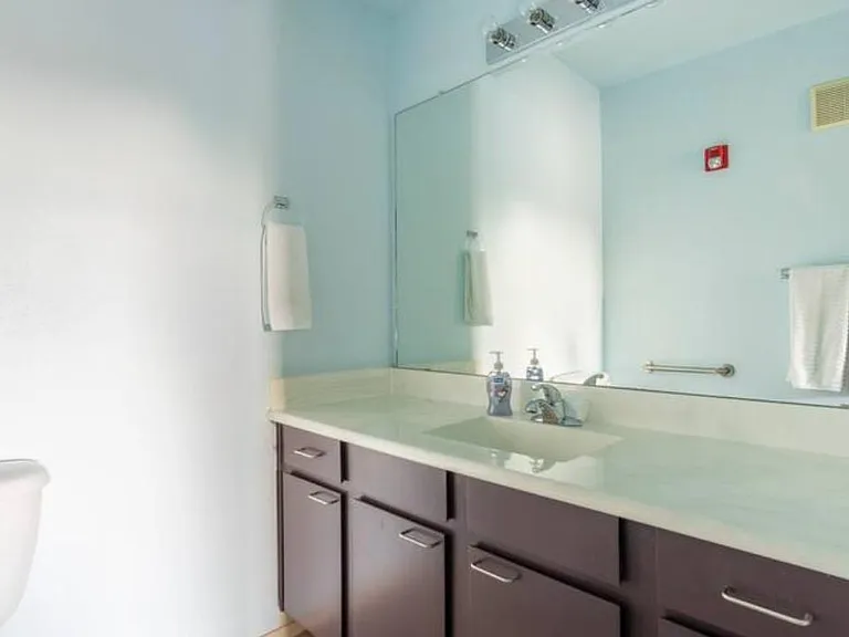 2550 E River Rd #13102 — Photo 17