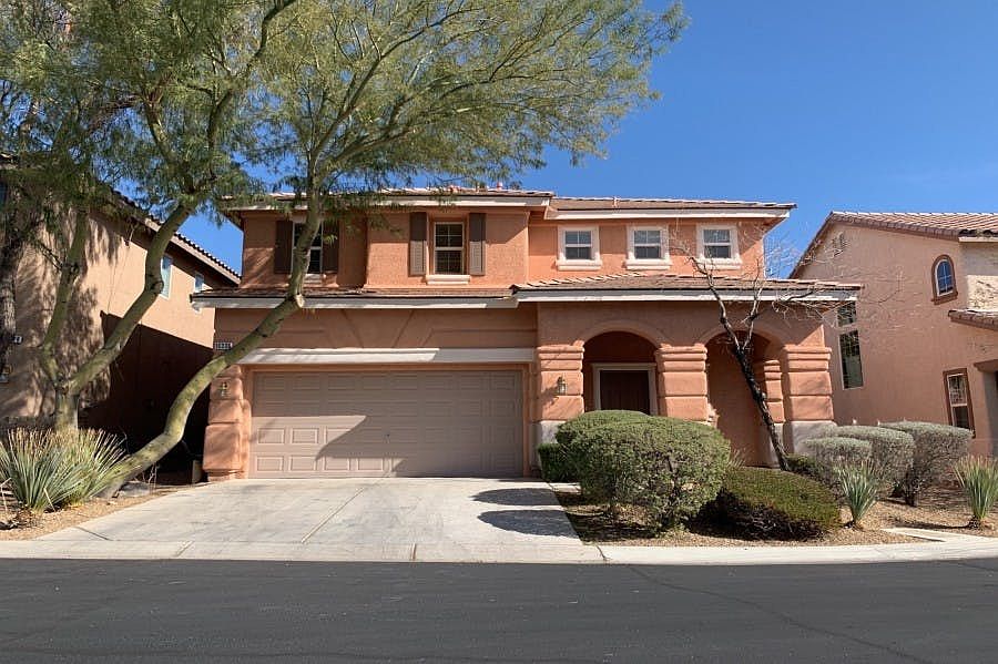 1st image of 10336 Bluff Valley Ct