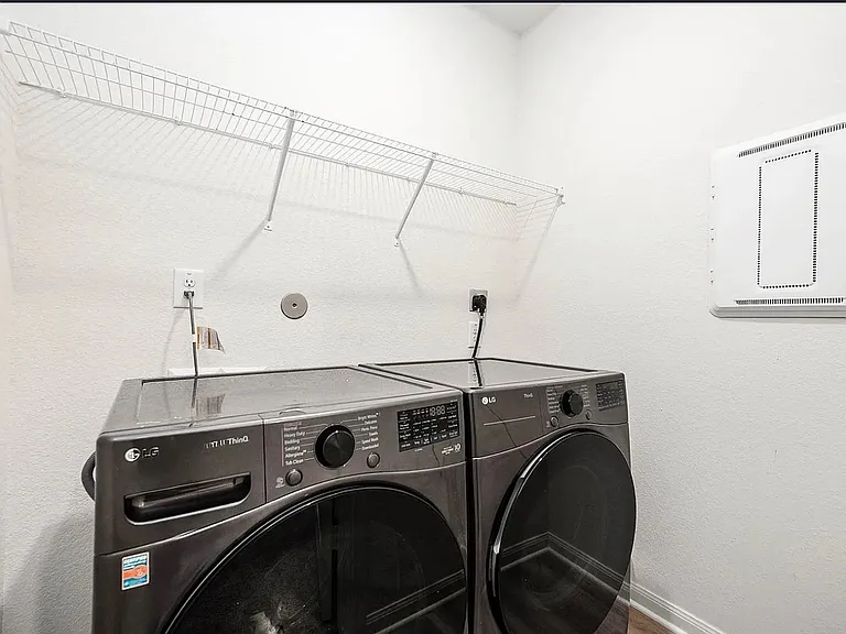 22402 Kennons Way — Photo 17