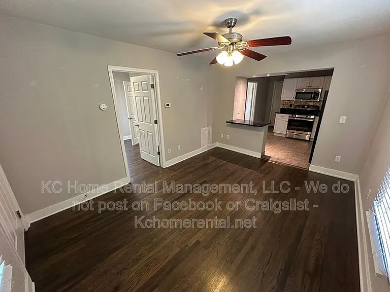 1227 E 22nd Ave — Photo 10