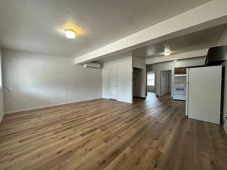 1407 Arthur St #1-3 — Photo 2