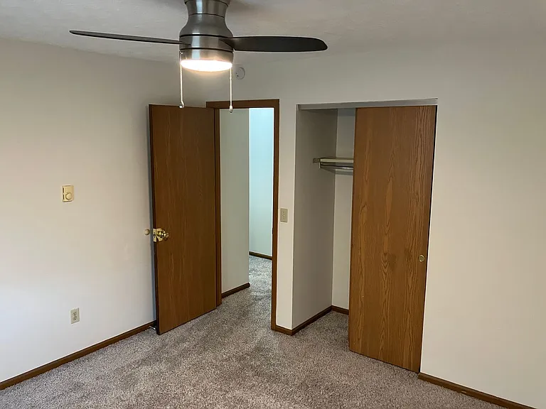1220 Bunker Hill Ct #B — Photo 16