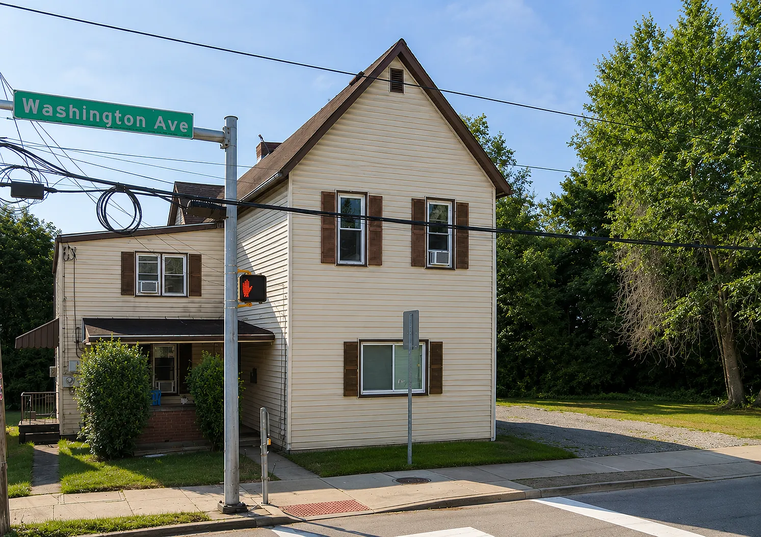 3 bed, 900 sqft, $1,500 — Photo 1