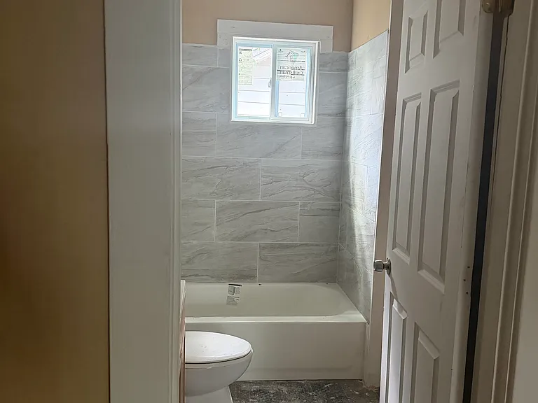 815 Dennison St — Photo 5