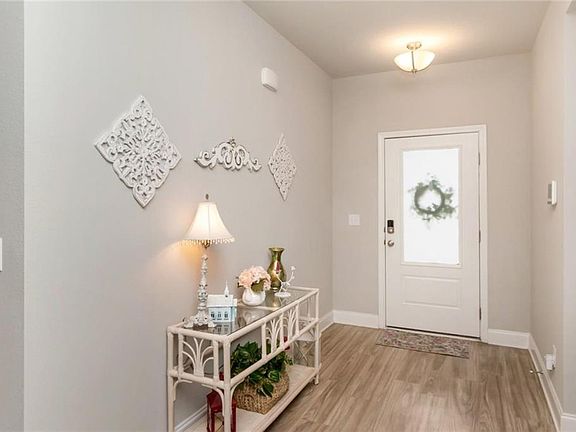 3rd image of 9107 Oak Alley Way