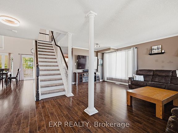 4th image of 91 Andrews Dr