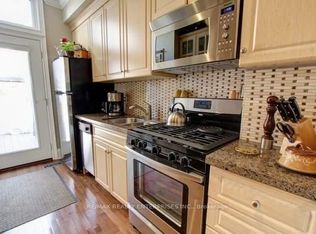 371 Woodbine Ave, Toronto, ON M4L3P7