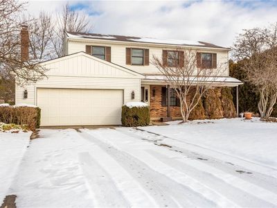 24542 Meadow Ln, Westlake, OH, 44145