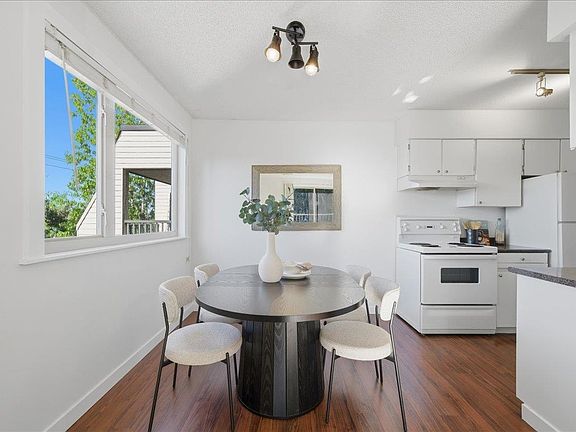 5th image of 15238 100th Ave #314