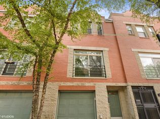 739 N Wood St, Chicago, IL 60622