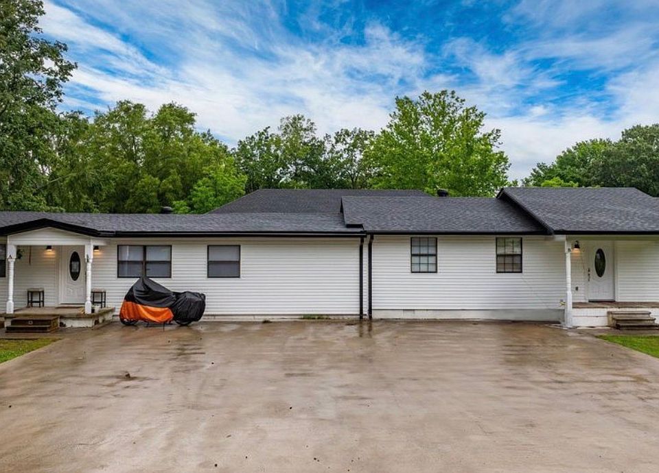 1st image of 30 Center Rd Unit A