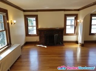 707 10th Ave S #E, Minneapolis, MN 55415