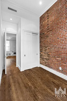 Rented by PREX Realty Corp | media 30