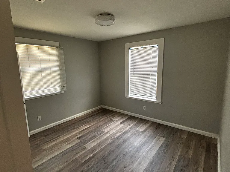 309 E Avenue L #B — Photo 4