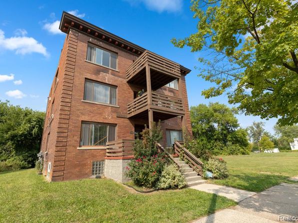 109 Leicester Ct #1