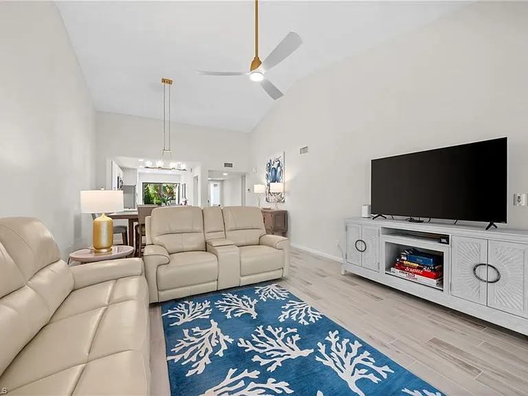 1808 Kings Lake Blvd #203 — Photo 5