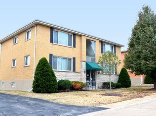 4260 Fatima Dr APT 4, Saint Louis, MO 63123