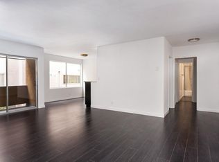 2065 Rodney Dr APT 303, Los Angeles, CA 90027