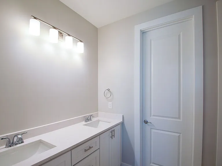 30 Lynn Ln #1002 — Photo 28