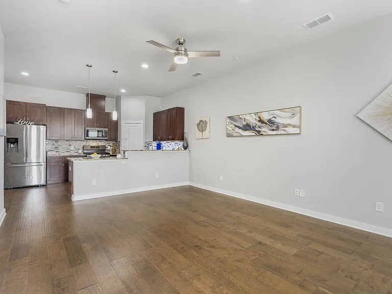 5871 Rivendell Dr — Photo 26