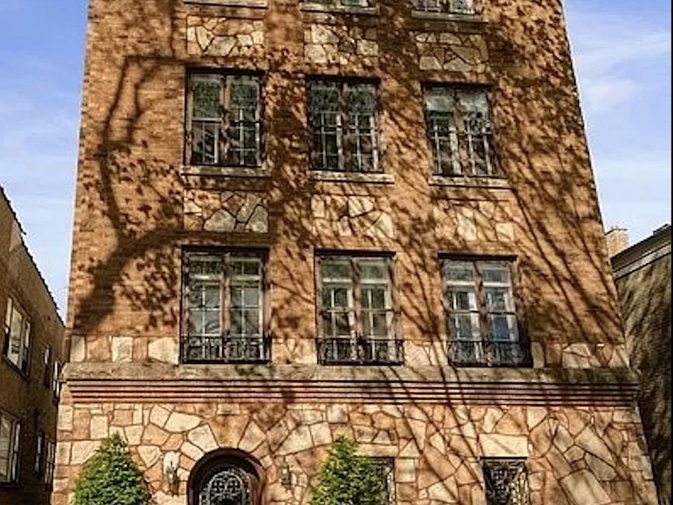 1st image of 6246 N Richmond St #2