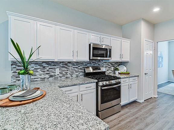 2nd image of 3004 Ashton Park Dr