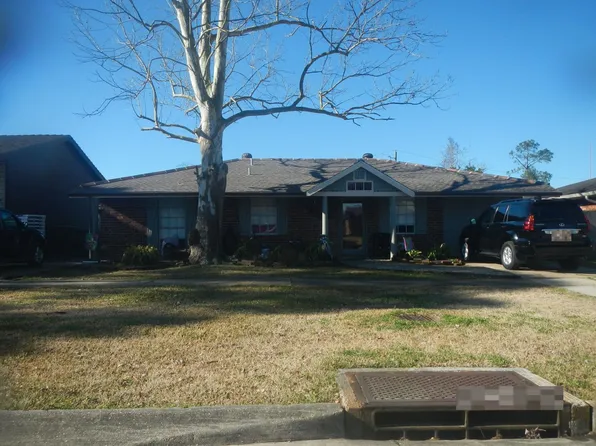654 Holmes Blvd, Gretna, LA 70056