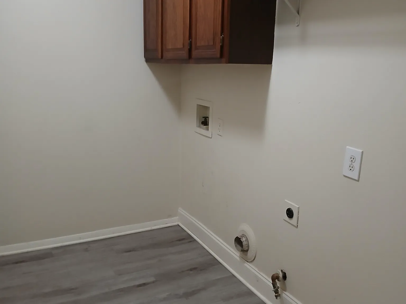 2 bed, 1350 sqft, $2,350 — Photo 3