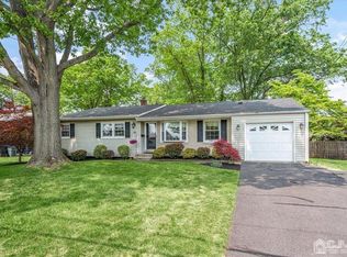 26 Glen Gary Rd, Middlesex, NJ 08846